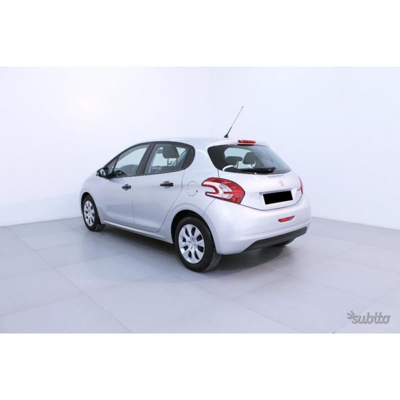 PEUGEOT 208 1.4 HDi Business