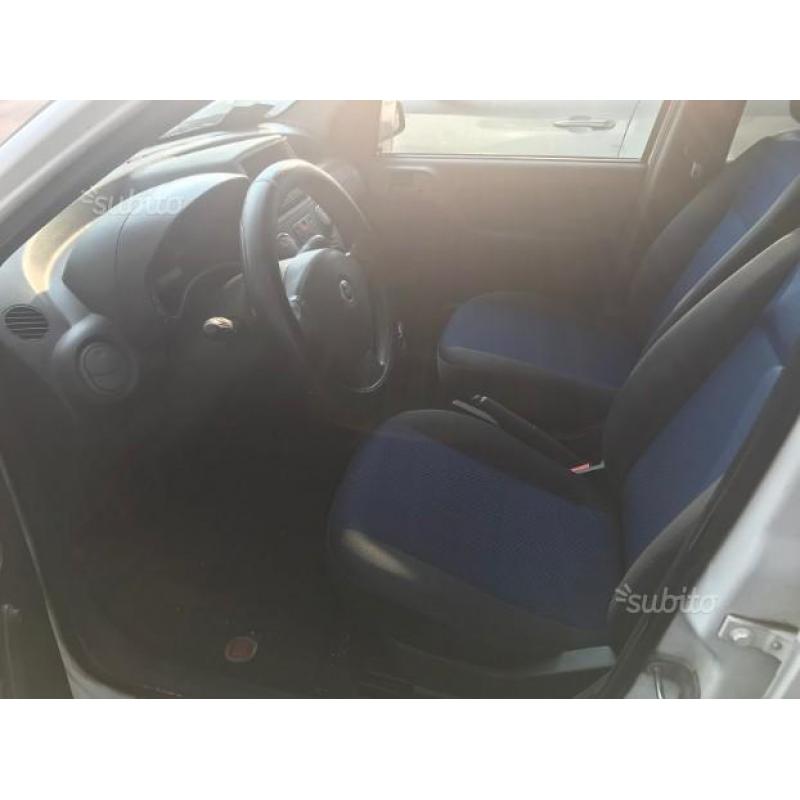 Fiat Panda 1.3 MJ autocarro