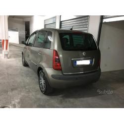 Lancia Musa 1.3mjet - cambio Automatico Platino