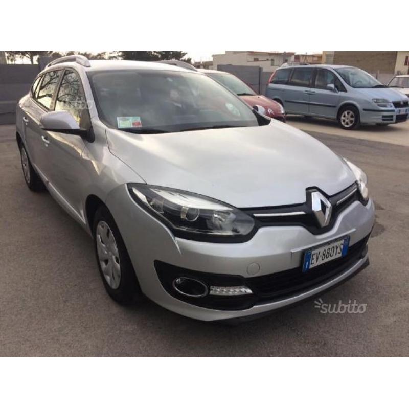 RENAULT Mégane 3ª 20141.5 dci AUTOMATICA