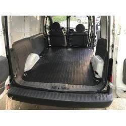 Furgone opel combo 17 td anno 2002